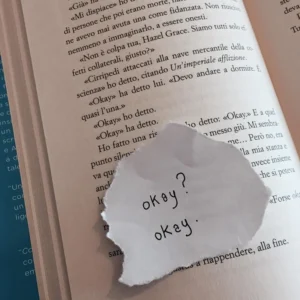 Zbliżenie tekstu na książce