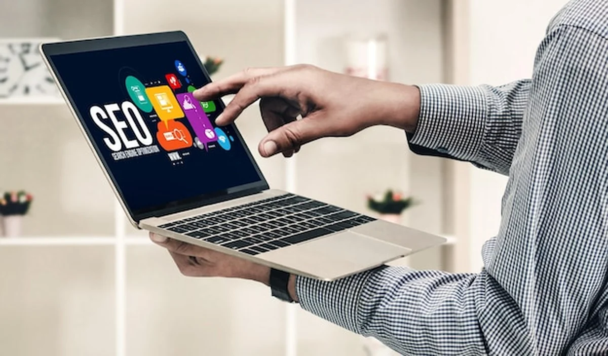 Optymalizacja SEO dla e-commerce i handlu detalicznego online