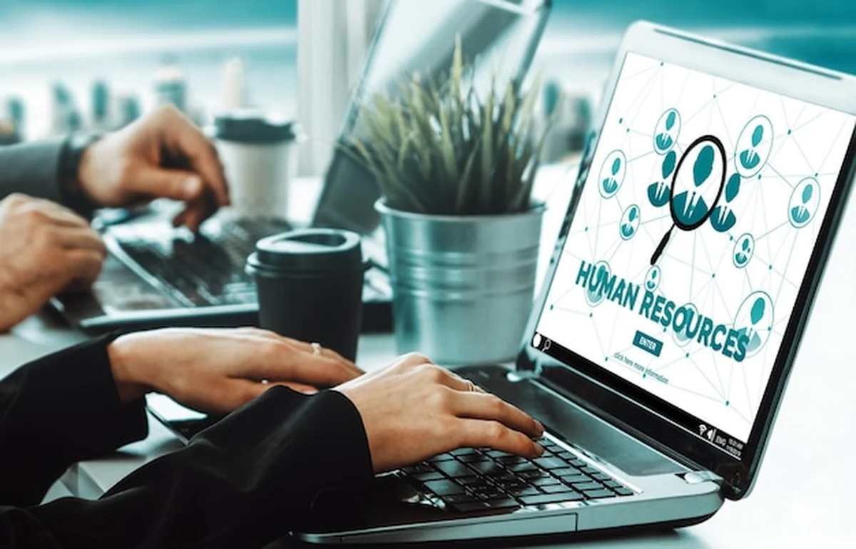 Zasoby ludzkie i koncepcja tworzenia sieci ludzi