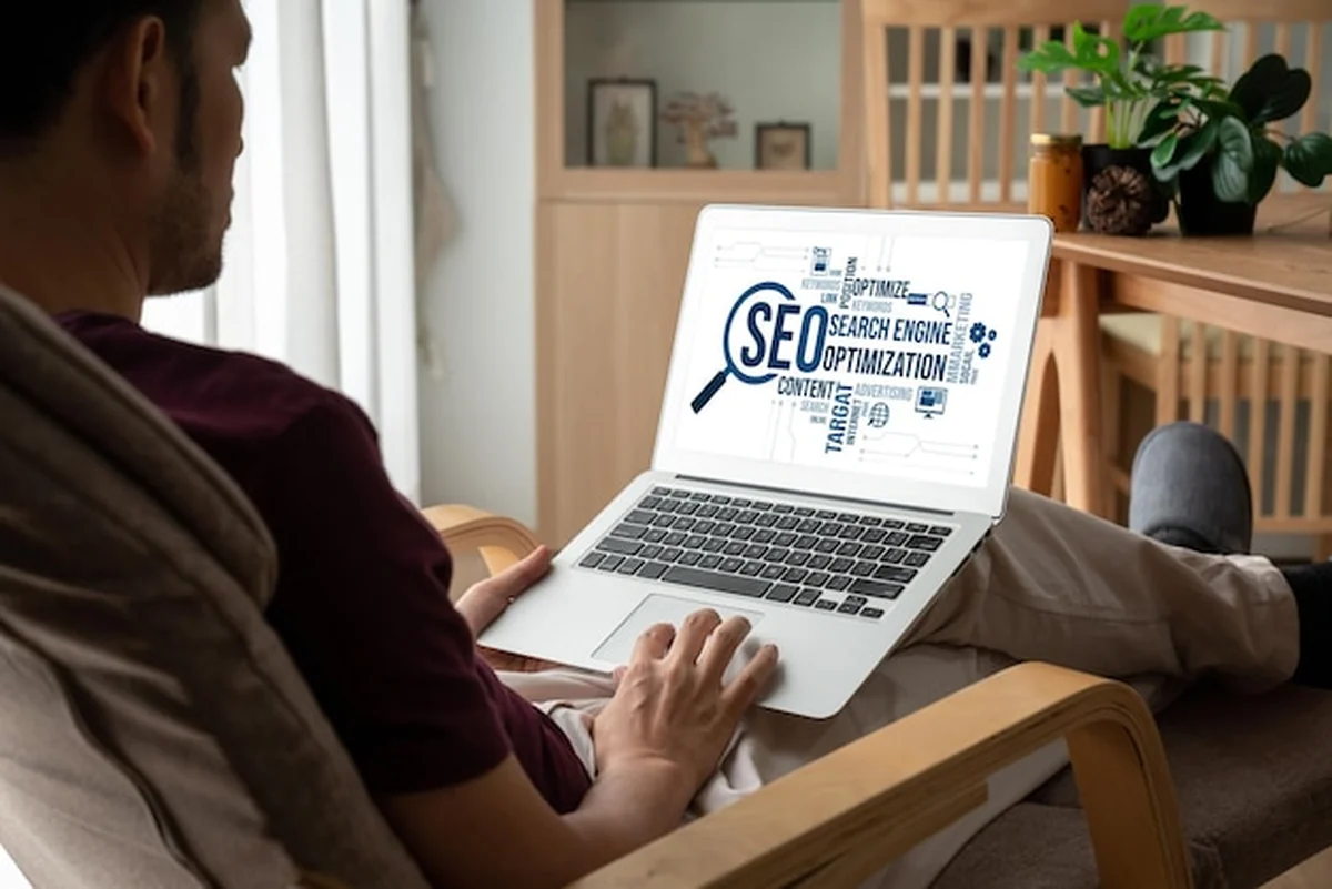 Optymalizacja SEO dla e-commerce i handlu detalicznego online