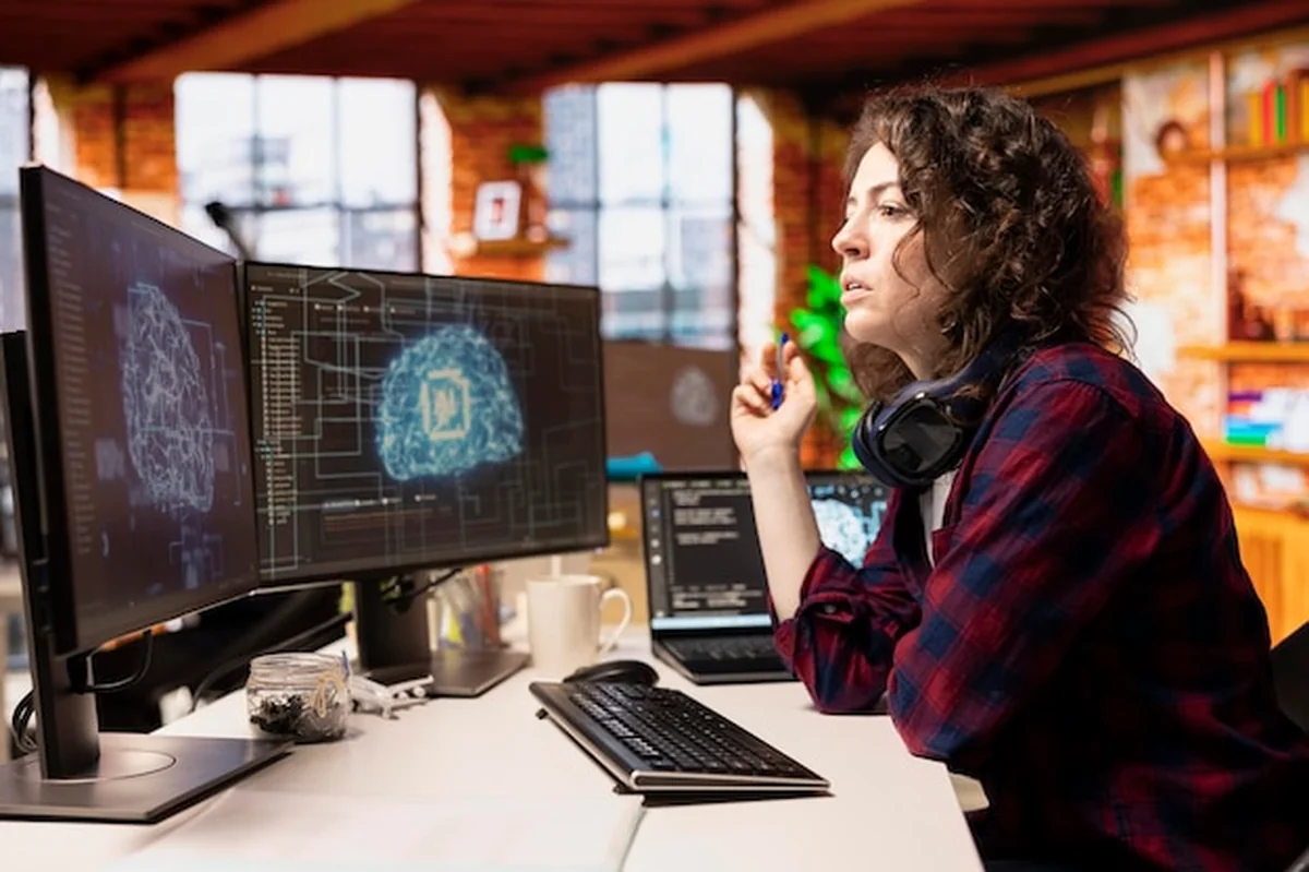 Startup deweloper oprogramowania biurowego projektuje i wdraża algorytmy AI